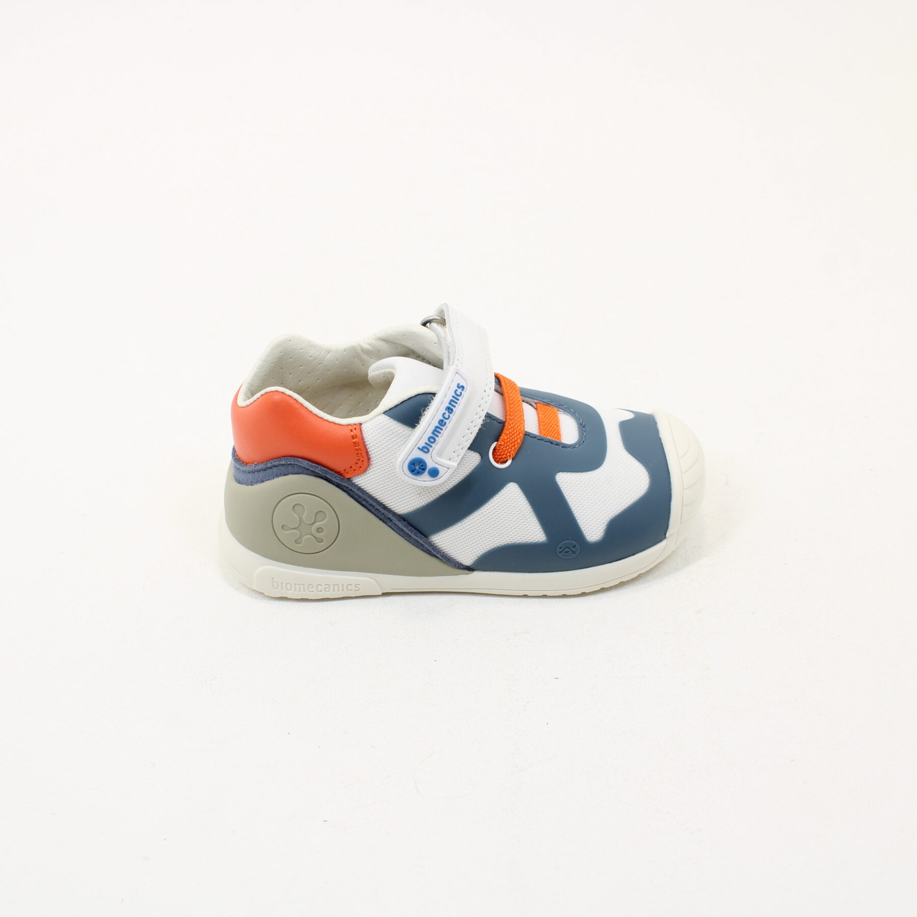 BIOMECANICS Boys Trainers 242151-A