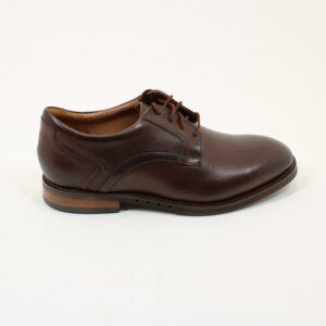 CLARKS Un Hugh Lace