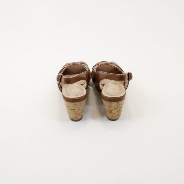 VAN DAL Isobel - Image 3