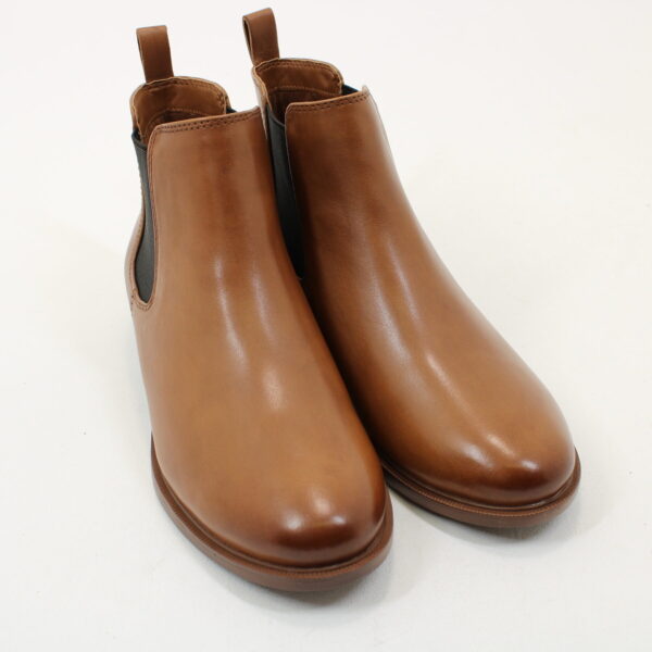 CLARKS Taylor Shine