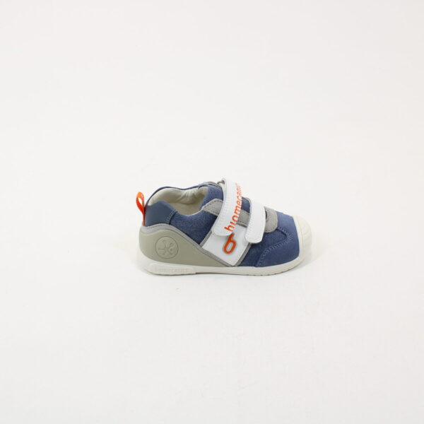 BIOMECANICS 242131-A&B First Steps Sneakers - Image 4