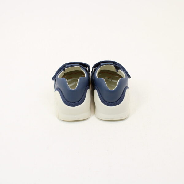 BIOMECANICS 242120-A First Steps Sandal - Image 3