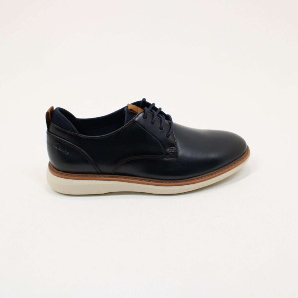 CLARKS Brantin Plain - Image 4