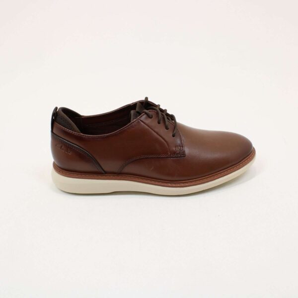 CLARKS Brantin Plain