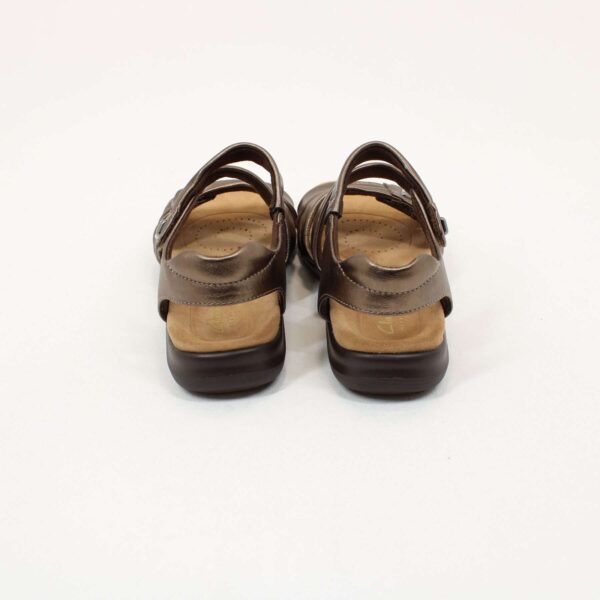 CLARKS Kitly Ave - Image 3