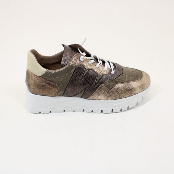 WONDERS Trainer A-2491