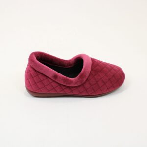 LOTUS Antonia Quilted Slippers ULH102
