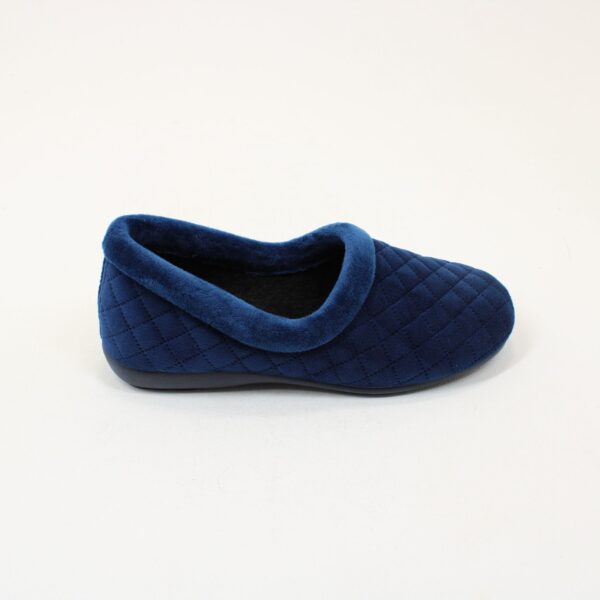 LOTUS Antonia Quilted Slippers ULH102 - Image 4
