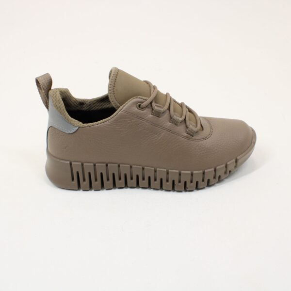 ECCO Women's Leather Gore-Tex Trainer Gruuv 218233