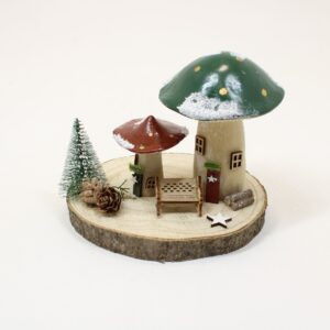 SHUDEHILL Folk Art Christmas Mushroom Double Medium 345572
